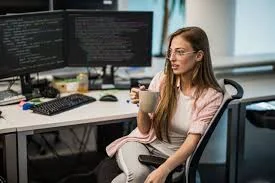 سایت استخدام برنامه نویس دورکار