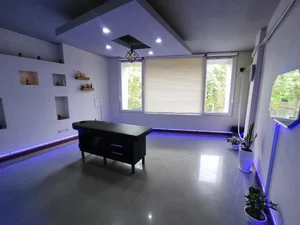 مرکز ماساژ حیاتی