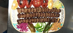 رستوران شام شب