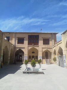 مسجد آقا رحیم آل آقا