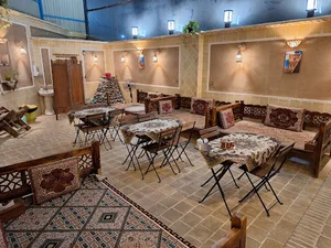 کافه ققنوس