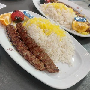کبابی عموحمید