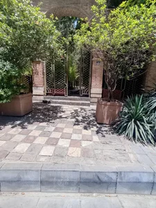 کافه رستوران چای بار 4