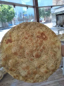 نان تنوری مومن