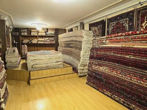 Sharif carpet gallery فرش دستبافت شریف 2