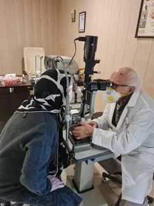 مطب متخصص و جراح چشم