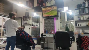 سالن پیرایش باریش