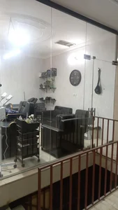 آرایشگاه مردانه 4