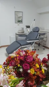 متخصص جراحی فک و صورت | دکتر مهدی صادقی | مرکز ایمپلنت و زیبایی نقش جهان