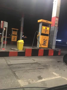 پمپ بنزین