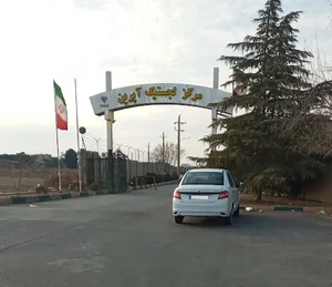 حراست درب ورودی راه آهن آپرین
