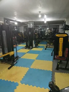 باشگاه بدنسازی سوپراستار