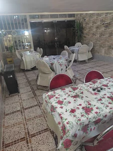 غذاخوری فرهاد