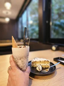 کافه روناس - Ronaas Cafe