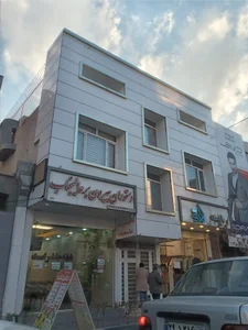 رستوران عالیجناب