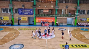 ورزشگاه شهید حیدرنیا 3