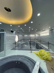 نقاش ساختمان در اقدسیه 5