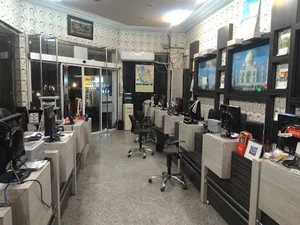 آژانس هواپیمایی روشن سیر