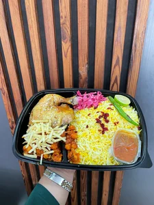 آشپزخانه و بیرون بر میزبان 2