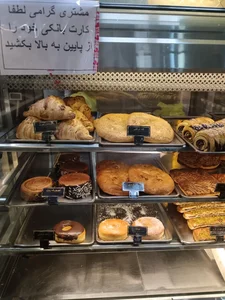 قنادی بهار 4