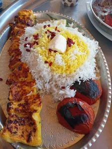 رستوران سنتی آسیاب آبی