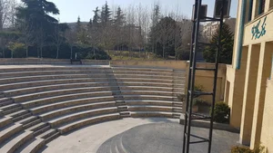 آمفی تئاتر روباز گفتگو 4