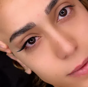 خدمات تخصصی اکستنشن مژه رزا 5