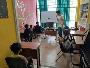 آموزشگاه رباتیک رایمند