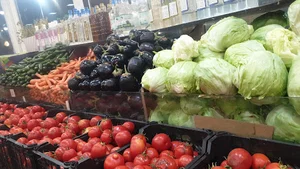 سوپر میوه امیرآباد