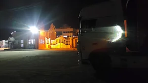 تفت کارخانجات نوین سرام بارگیری