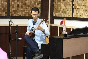 هنرستان و آموزشگاه موسیقی ماهور