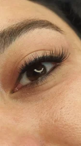 خدمات  اکستنشن مژه 2