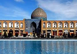 چرا مسجد شیخ لطف الله مناره ندارد؟