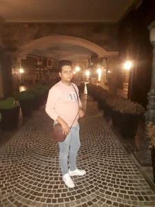 پیرایش مردانه مونیک