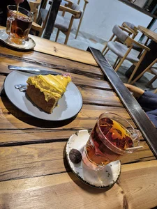 Zharfa Cafe( کافه ژرفا)