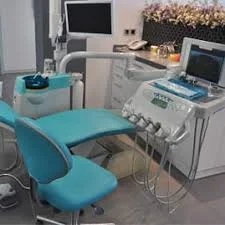 مطب دندانپزشکی دکتر فرزاد یگانه