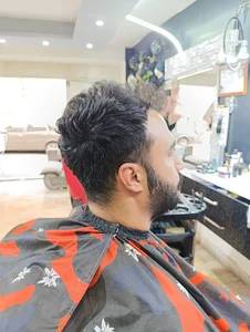آرایشگاه پلاك ۱۳