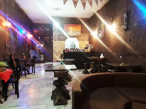 کافه مهدی