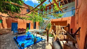خانه بومگردی سرای مادری