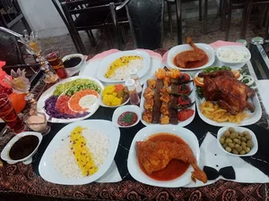 رستوران اکبر