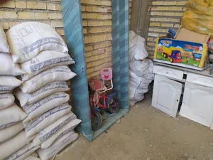 سوپر مارکت کیومرث