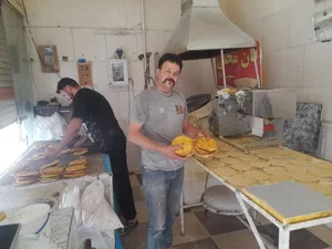 نان محلی وکلوا فرهمند 2