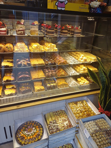 خانه کیک کوروش