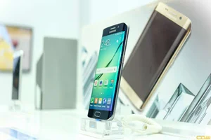 موبایل و کامپیوتر آیدا