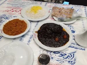 رستوران های زنجیره ای «مصطفی کلبادی نژاد» اکبرجوجه