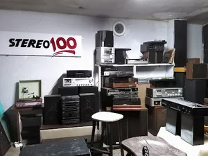 استریو 100