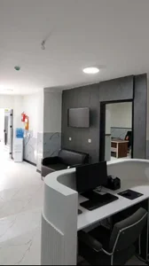 پارکینگ بیمارستان حکمت