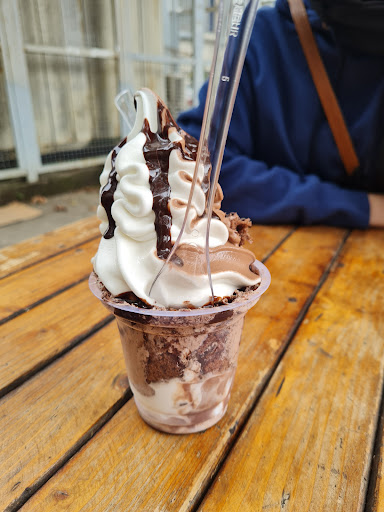 بستنی ماهک