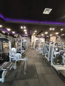 باشگاه بدنسازی قصر ورزش 3