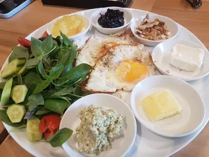 DELIST Resturaunt